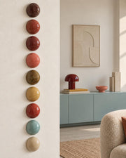 Marrakesh set van 9 keramische wandkoepels in aardetinten en turquoise, diameter per koepel ca. 9.5 cm