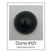 Handgemaakte keramische wandkoepel uit de reeks in zwart en antraciet, diameter ca. 9.5 cm